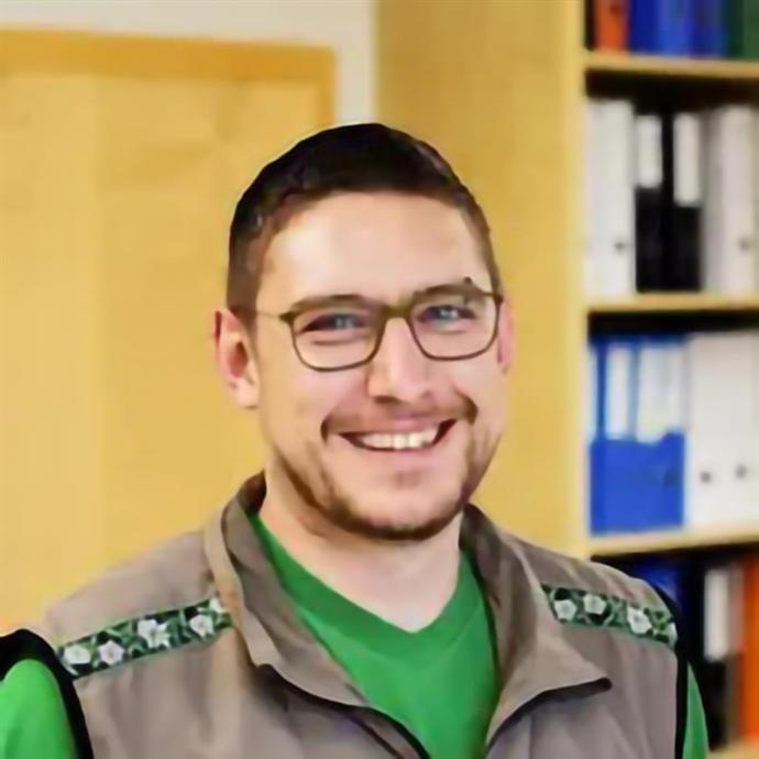 Das Foto von Matthias Schneider, GL-Mitglied, Leiter SGF Detailhandel von Landi